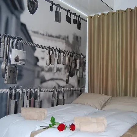 Apartment Slovenian Art Story *