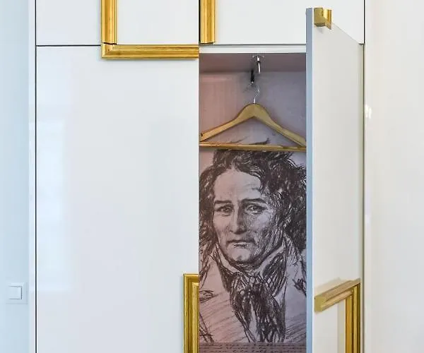 Slovenian Art Story Apartment *