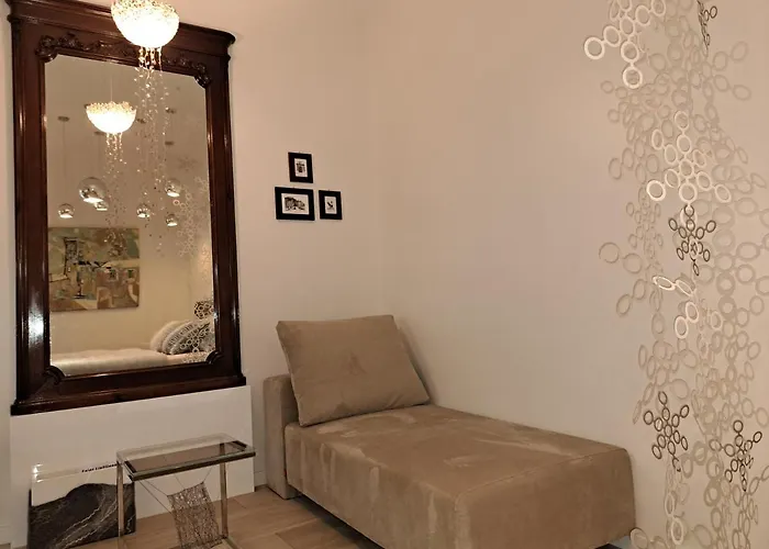 Apartment Slovenian Art Story *