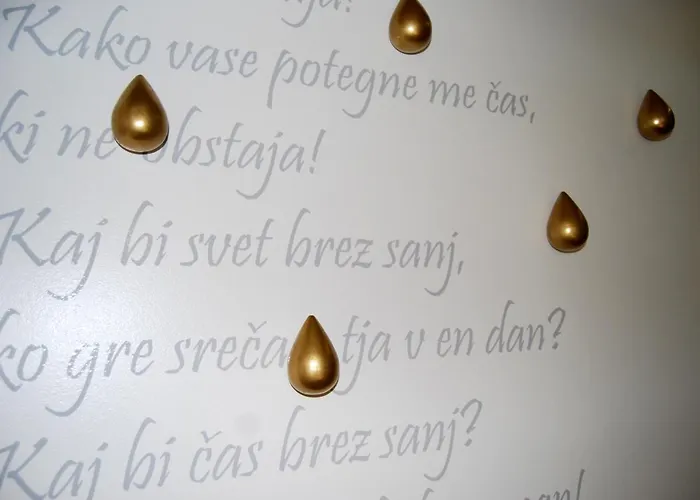 Slovenian Art Story *