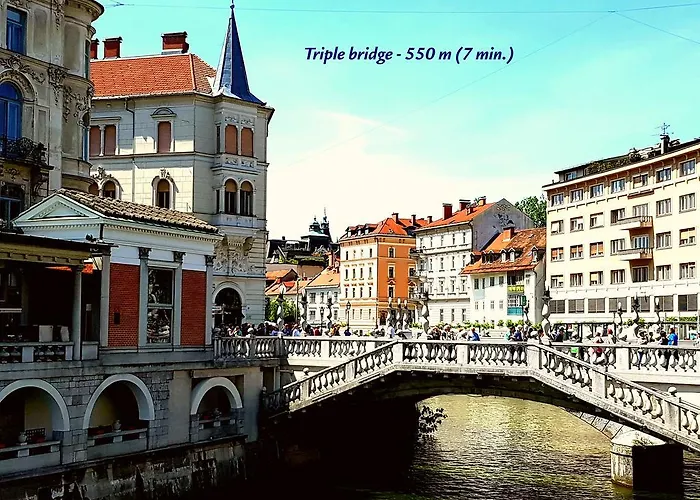 Apartament Slovenian Art Story *